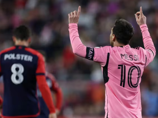 Messi marcó dos goles en la victoria de Inter Miami y se acerca a Cristiano Ronaldo