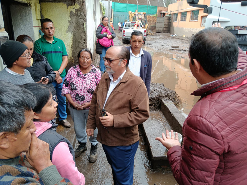 Ministerio de Vivienda insta al Municipio de Quito a declarar la emergencia en La Gasca