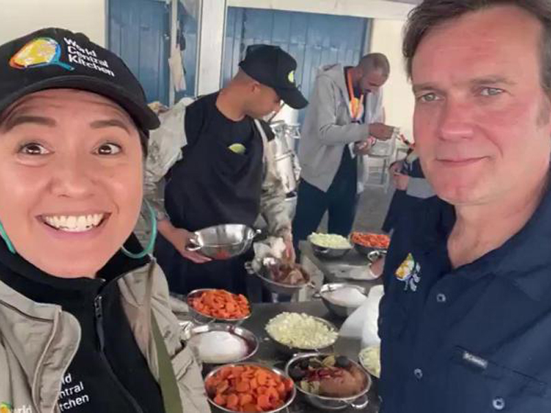 Mueren 7 voluntarios que repartían comida en Gaza a causa de un ataque israelí