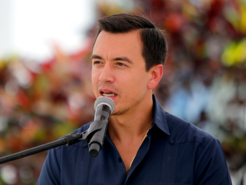 Noboa adelanta su retorno a Ecuador, tras su gira por Europa