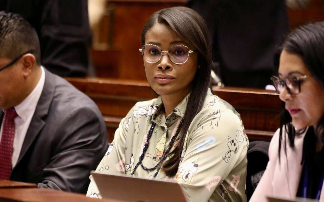 Diana Salazar: «Yo no debo explicar porqué acuso o dejo de acusar en uno u otro caso»
