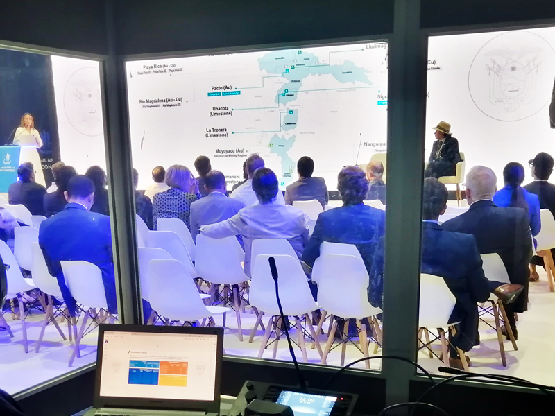 Ecuador presenta clima de inversiones ante foro económico en Abu Dabi