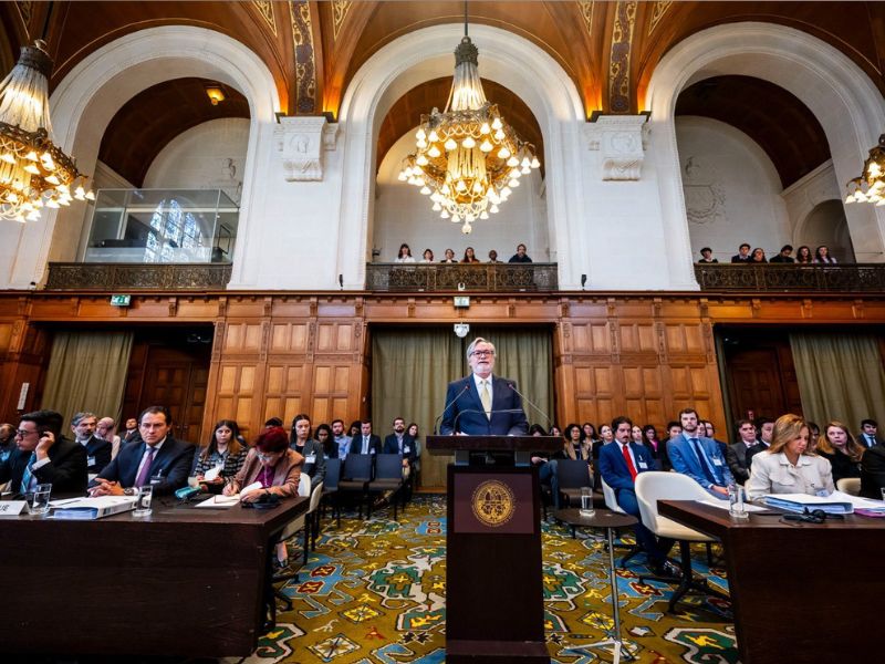 ‘México utilizó indebidamente, durante meses, su sede diplomática en Quito’