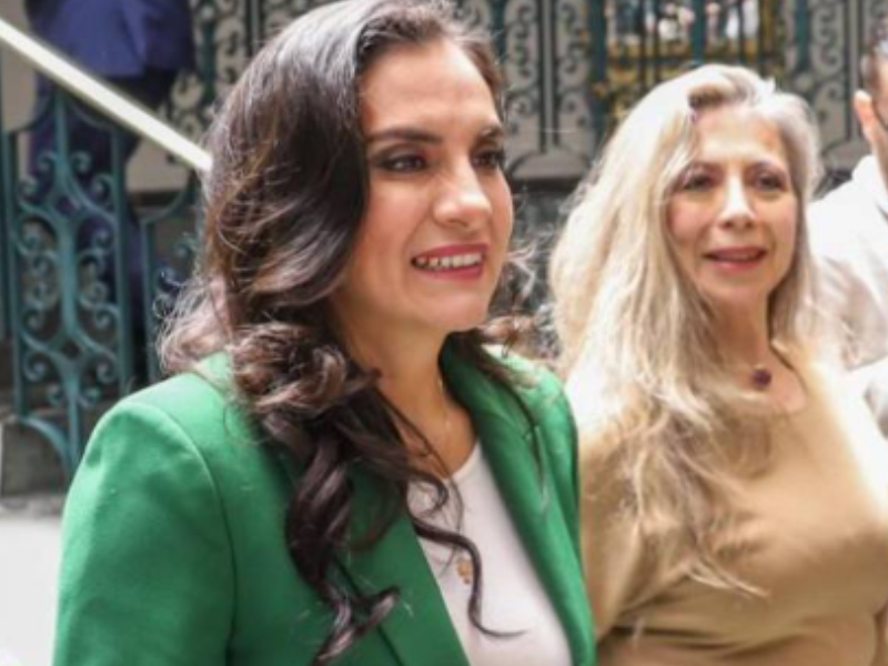 Acusan a vicepresidenta Verónica Abad de concusión ante el TCE