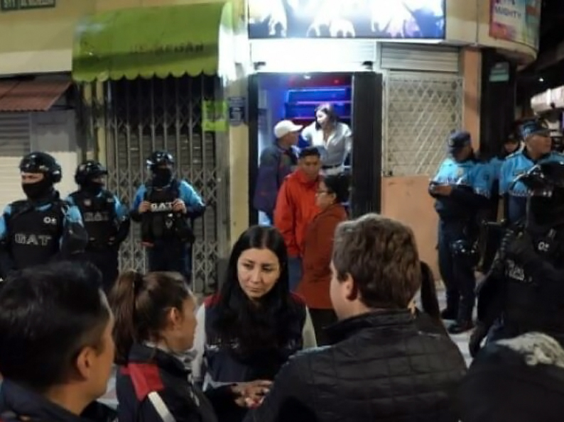 Locales clausurados y armas decomisadas tras megaoperativo al sur de Quito