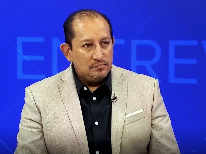 Ramiro Vela critica procedimiento en la Asamblea durante comparecencia de fiscal