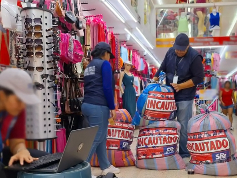 SRI incauta mercancía valorada en 181.000 dólares, tras operativos en 14 ciudades