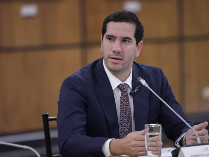 CNEL destinó USD 588 millones para pagar salarios de sus empleados, solo en los últimos cinco años