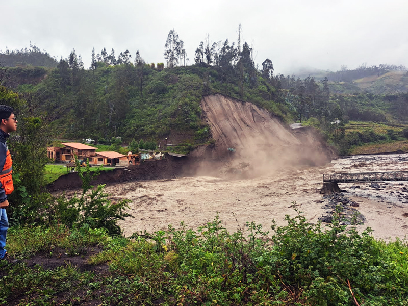 Sube a 17 la cantidad de fallecidos a causa de las lluvias en Ecuador