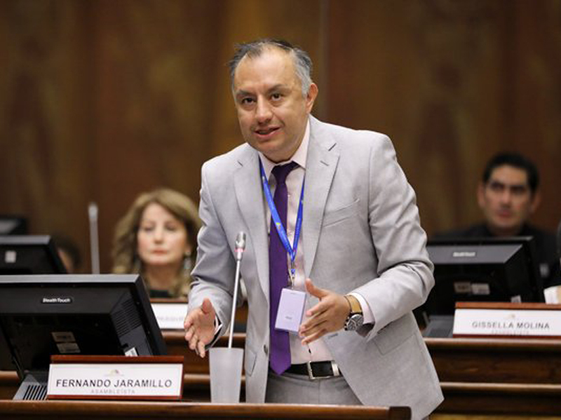 Asambleísta denuncia en Fiscalía el intento de declarar inhabilidad mental de Noboa