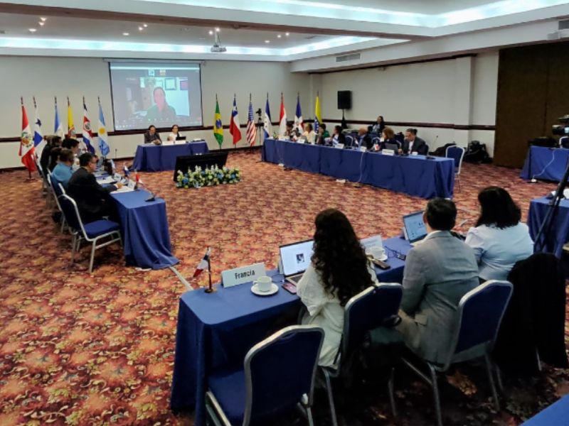 Ecuador suma esfuerzos para la conservación de las tortugas marinas