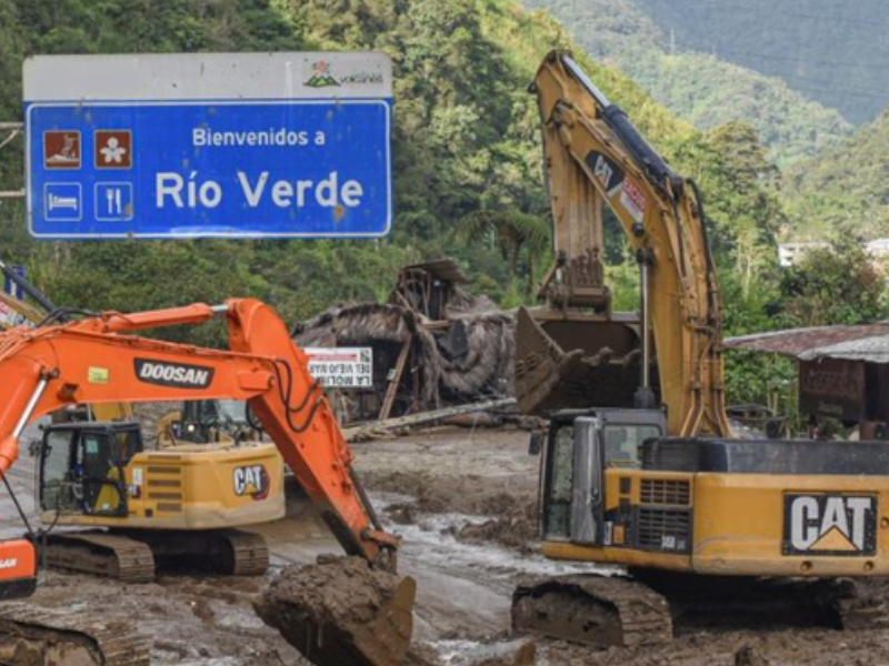 Avanzan los trabajos para la habilitación de la vía Baños-Puyo