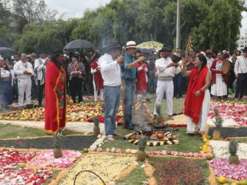 El pueblo Kitu Kara celebró el Inti Raymi en Quito