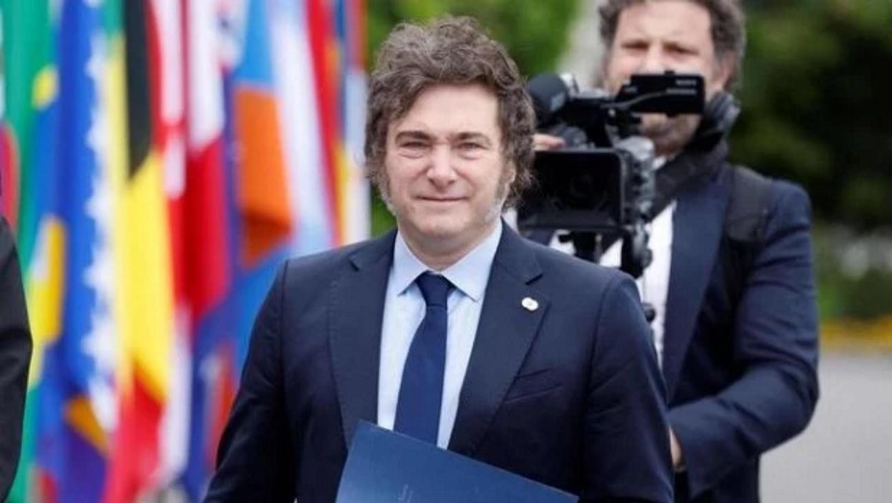 “Estamos reescribiendo parte de la teoría económica. Si nos termina de salir bien, probablemente me den el Nobel de Economía». Xavier Milei en Praga