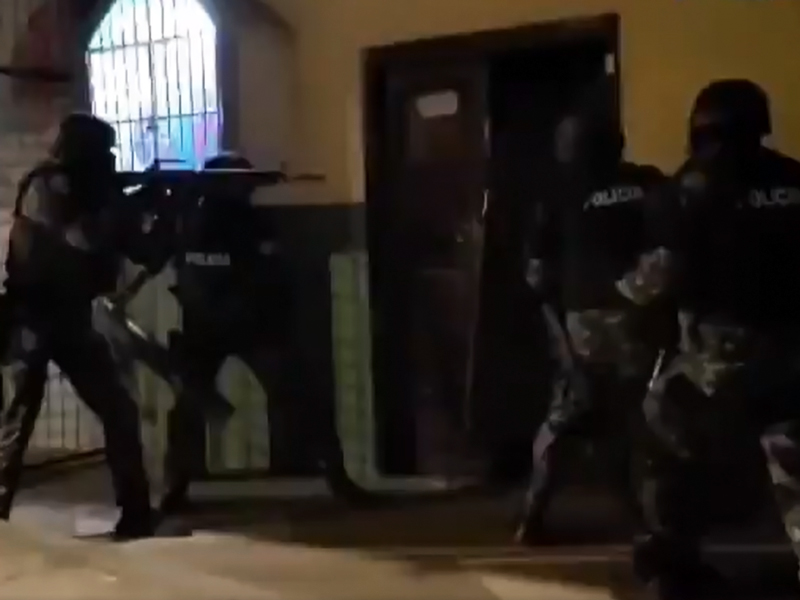 Capturan a 12 presuntos integrantes de ‘Los Pepes’ en Manabí